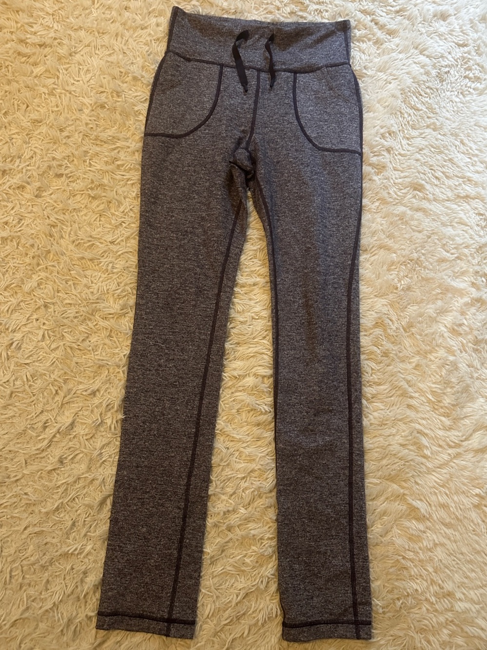 Lululemon bootcut leggings, size 8, EUC
